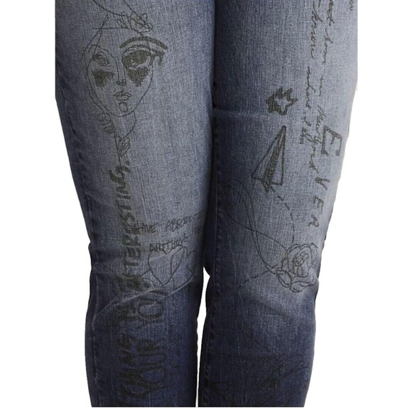 Torrid Women's Plus Doodle Art Girlfriend Jeans Size 18  Crop - Picture 2 of 13